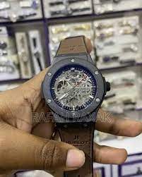 Men’s Watch Hublot Stylish and durable design Perfect for sports and outdoor activities Comfortable to wear with adjustable strap